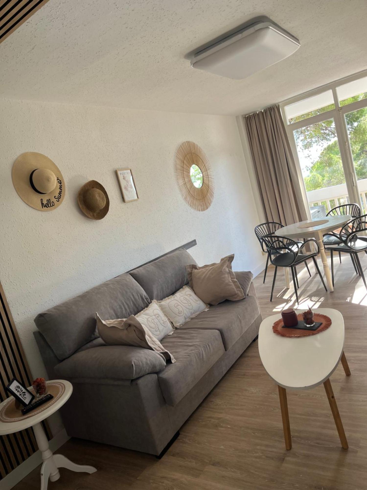 Appartement Vue Mer Avec Piscine Et Wifi Salou Exteriér fotografie